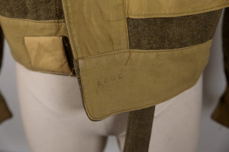 Kanadische Kampfuniform aus dem 2. Weltkrieg