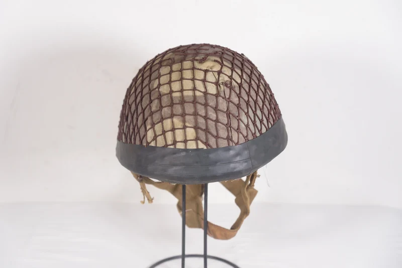 M.42/60 Fallschirmjägerhelm EI 60er/80er Jahre