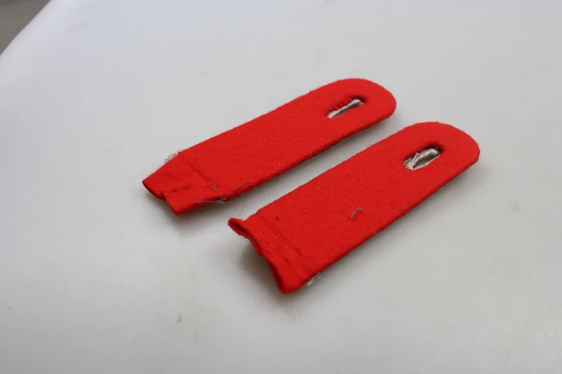 Paar Schulterstücke des Second Lieutenant Artillery WH WW2