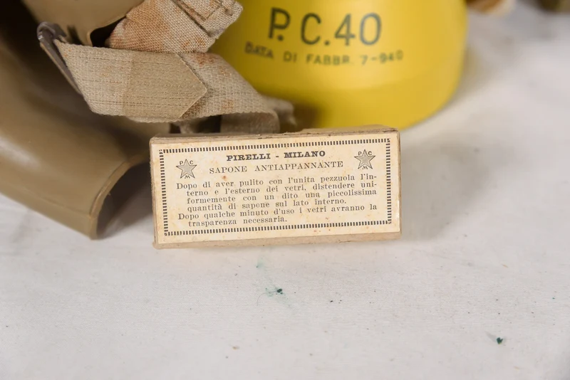 PC-40 Gasmaske Größe 1