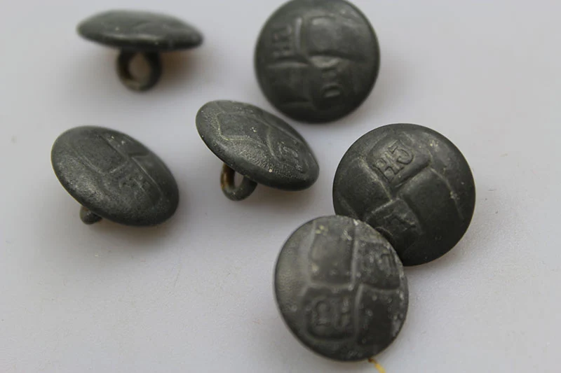 #6 Buttons Hitlerjugend RZM