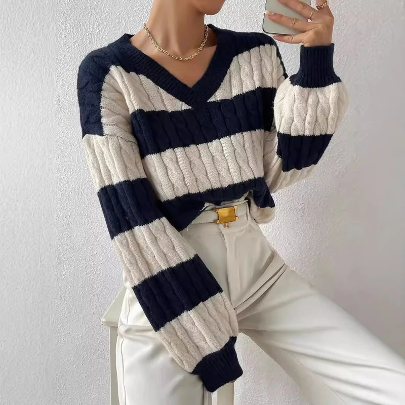 Damen nan gestreifter Grobstrick-Pullover mit Zopfmuster, tiefem V-Ausschnitt und oversized Passform Drune