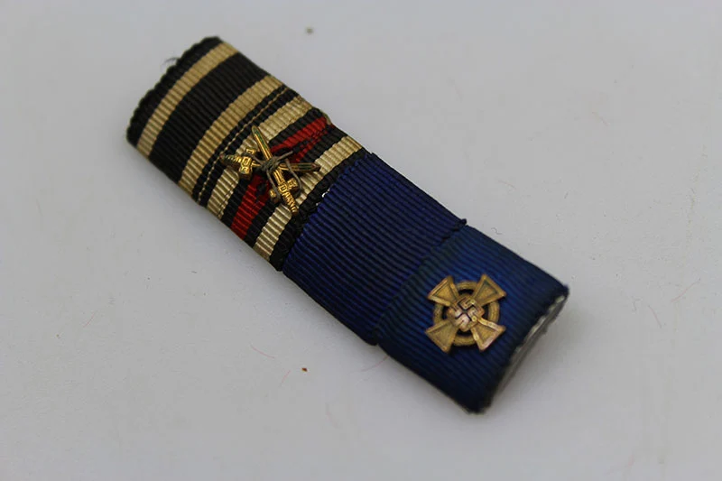 4 Band Brustnadel