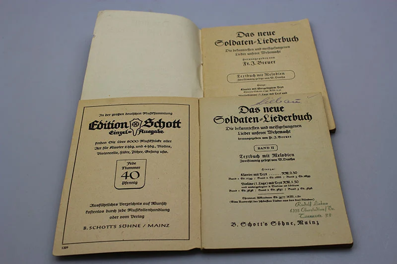 "Das zweite neue Soldatenliederbuch" 2 Auflagen