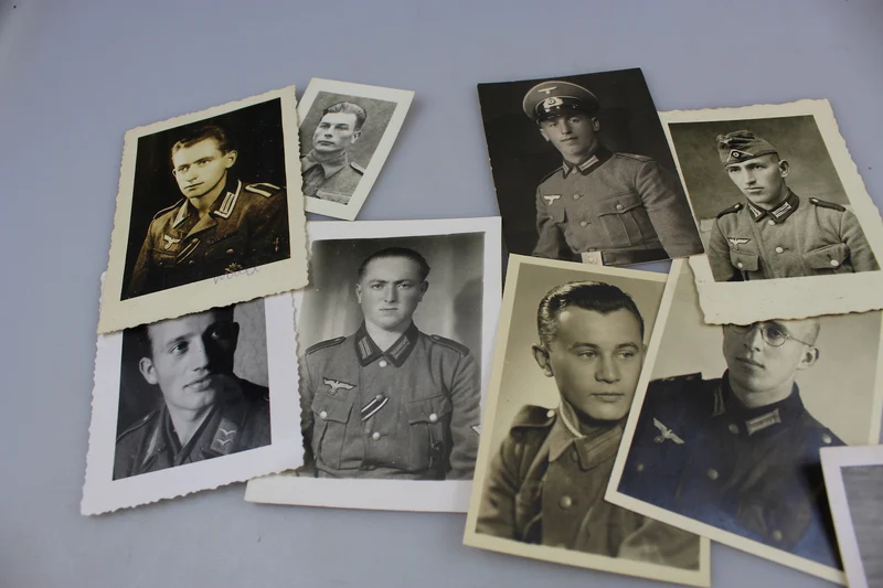 Nr. 10 Passfotos aus dem 2. Weltkrieg