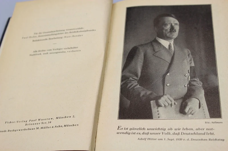 "Koloniales Taschenbuch 1942"