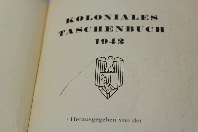 "Koloniales Taschenbuch 1942"