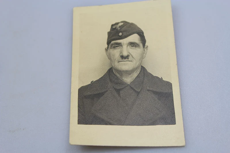Nr. 4 Passfotos ( 9x5 ) Luftwaffe