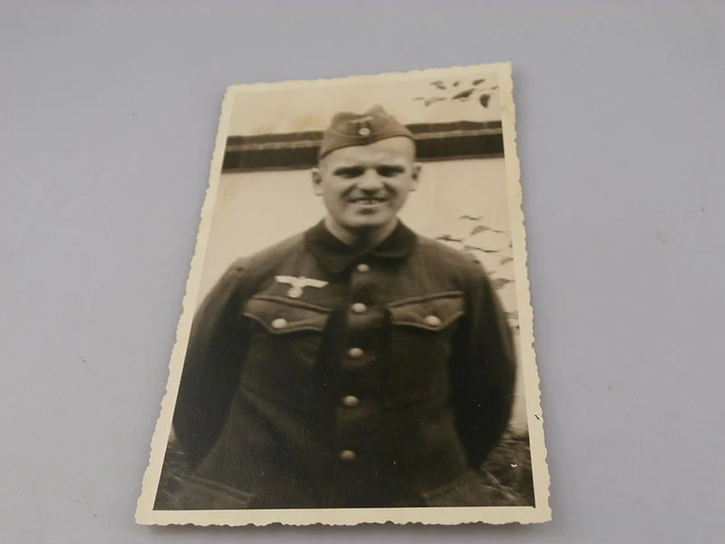 Fotos auf dem "Feld" der Wehrmacht