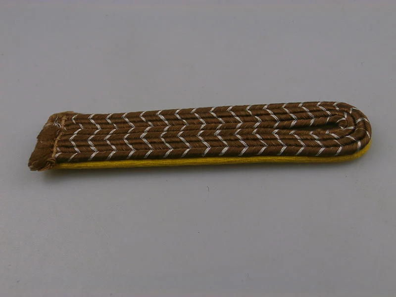 Epaulette SA Franken