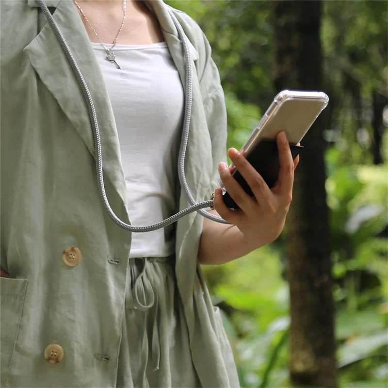 Cadorabo Handy Kette kompatibel mit OnePlus 6T Silikon Schutzhülle mit Gold Ringen, Kordel Band und abnehmbarem Etui