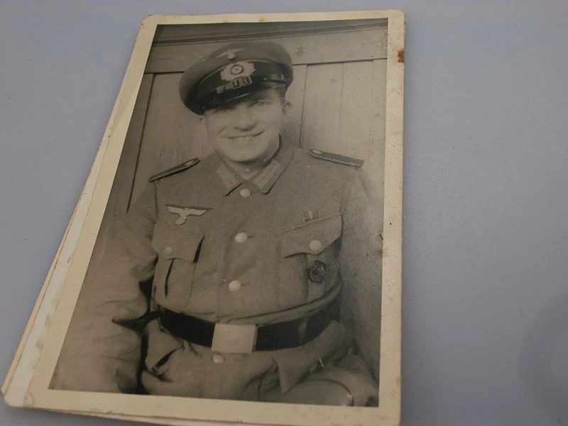 Nr. 3 Wehrmacht Studiofoto