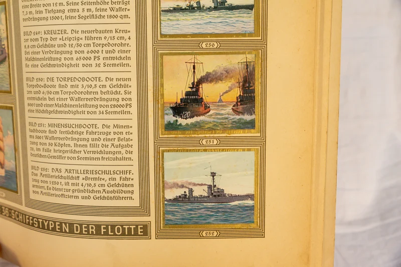 " Die Reichwehr " Stickeralbum 1933