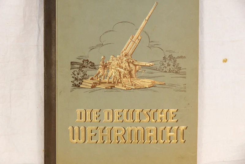 Aufkleberalbum "Die Deutsche Wehrmacht".