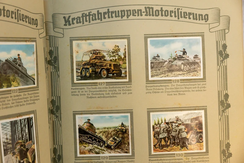 Aufkleberalbum "Die Deutsche Wehrmacht".