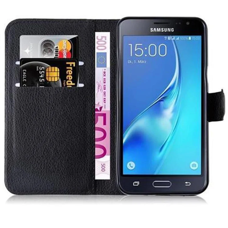 Cadorabo Hülle kompatibel mit Samsung Galaxy J3 2015 Schutzhülle mit Magnetverschluss, Standfunktion und Kartenfach