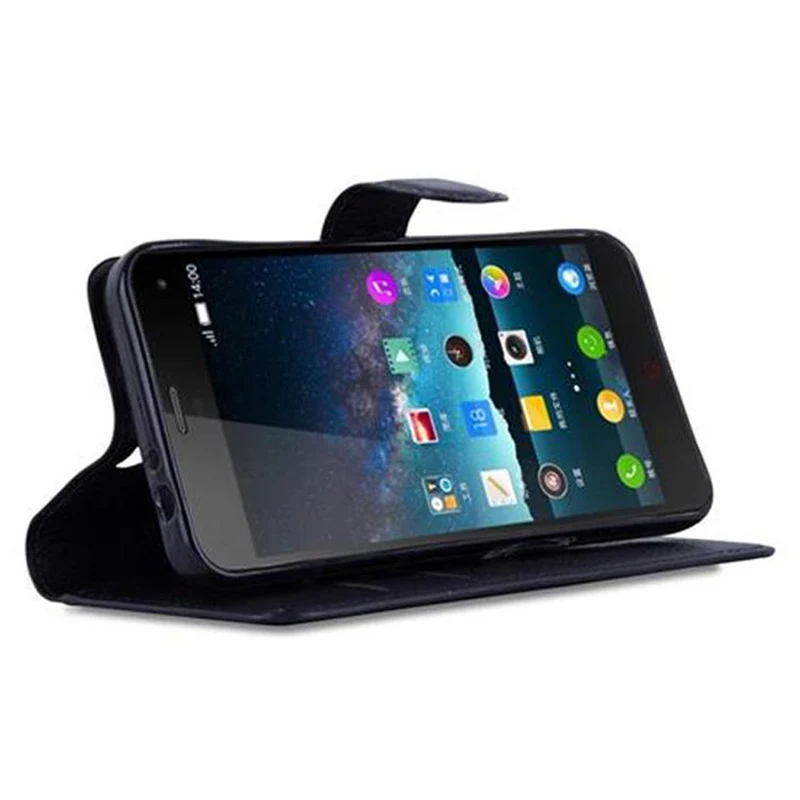 Cadorabo Hülle kompatibel mit ZTE Nubia Z7 MINI Schutzhülle mit Magnetverschluss, Standfunktion und Kartenfach