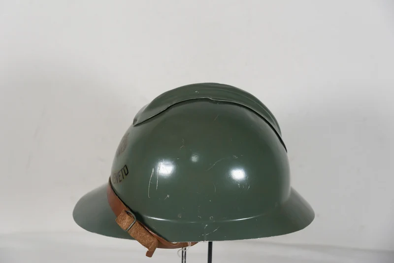 Adrian M.16 Helmparade 20er Jahre