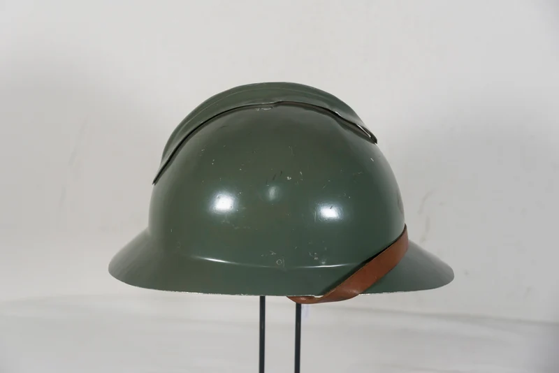 Adrian M.16 Helmparade 20er Jahre