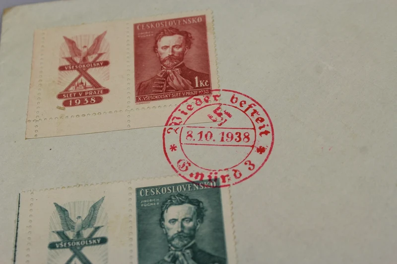 Briefumschläge Nr. 12 mit „entwerteten“ Sudetenland-Briefmarken