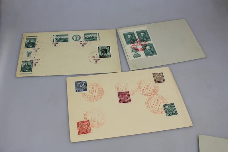Briefumschläge Nr. 12 mit „entwerteten“ Sudetenland-Briefmarken