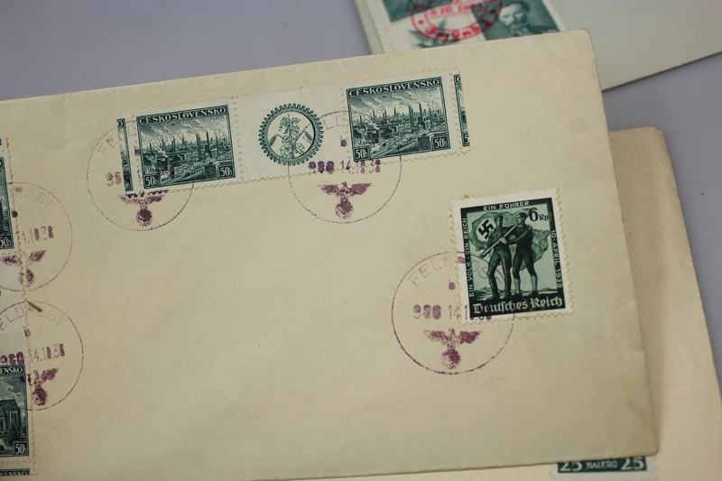 Briefumschläge Nr. 12 mit „entwerteten“ Sudetenland-Briefmarken