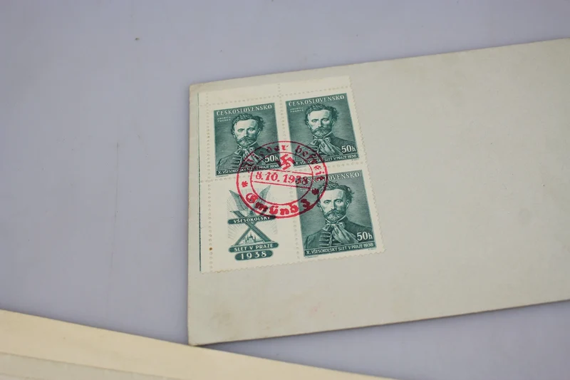 Briefumschläge Nr. 12 mit „entwerteten“ Sudetenland-Briefmarken