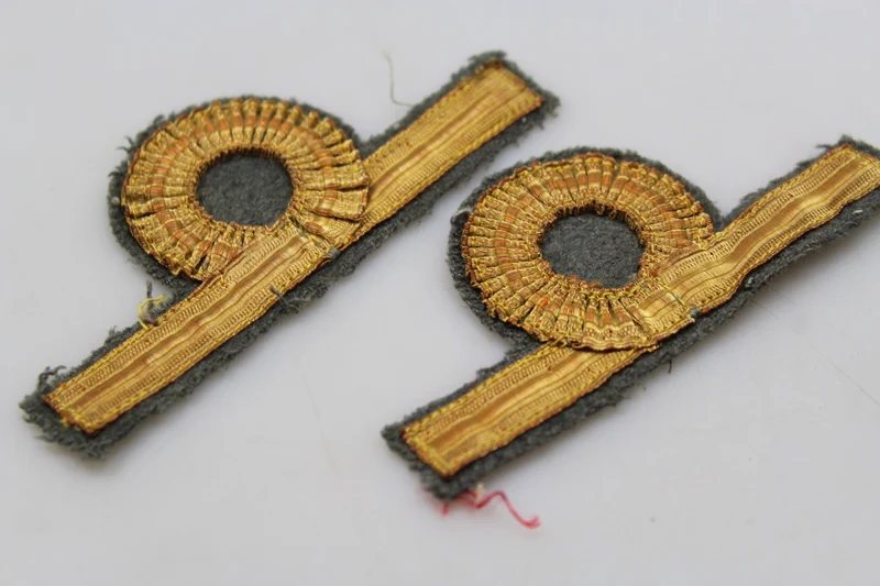 Paar M.34 Grad REI WW 2 Offiziere