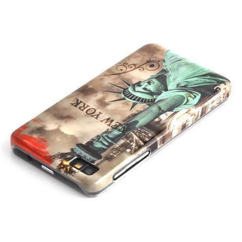 Cadorabo Hülle kompatibel mit Blackberry Z10 mit NEW YORK - FREIHEITSSTATUE Aufdruck - Hard Case Schutzhülle im trendigen Design