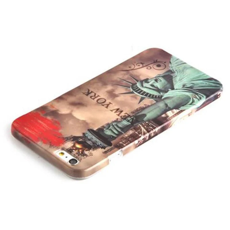 Cadorabo Hülle kompatibel mit Apple iPhone 6 PLUS / 6S PLUS mit NEW YORK - FREIHEITSSTATUE Aufdruck - Hard Case Schutzhülle im trendigen Design