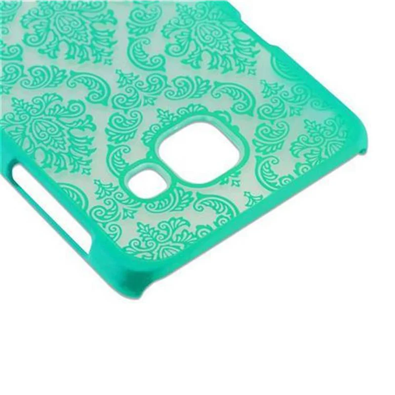 Cadorabo Hülle kompatibel mit Samsung Galaxy A3 2016 Hard Case Schutzhülle in Blumen Paisley Henna Design gegen Kratzer und Stöße