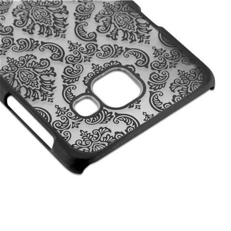 Cadorabo Hülle kompatibel mit Samsung Galaxy A3 2016 Hard Case Schutzhülle in Blumen Paisley Henna Design gegen Kratzer und Stöße