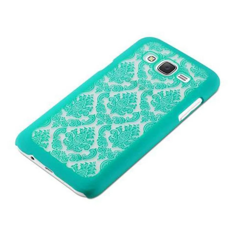 Cadorabo Hülle kompatibel mit Samsung Galaxy J7 2015 Hard Case Schutzhülle in Blumen Paisley Henna Design gegen Kratzer und Stöße