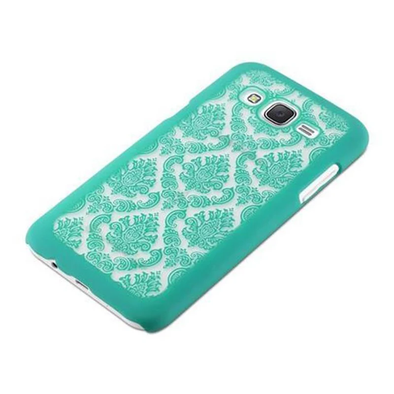 Cadorabo Hülle kompatibel mit Samsung Galaxy J5 2015 Hard Case Schutzhülle in Blumen Paisley Henna Design gegen Kratzer und Stöße