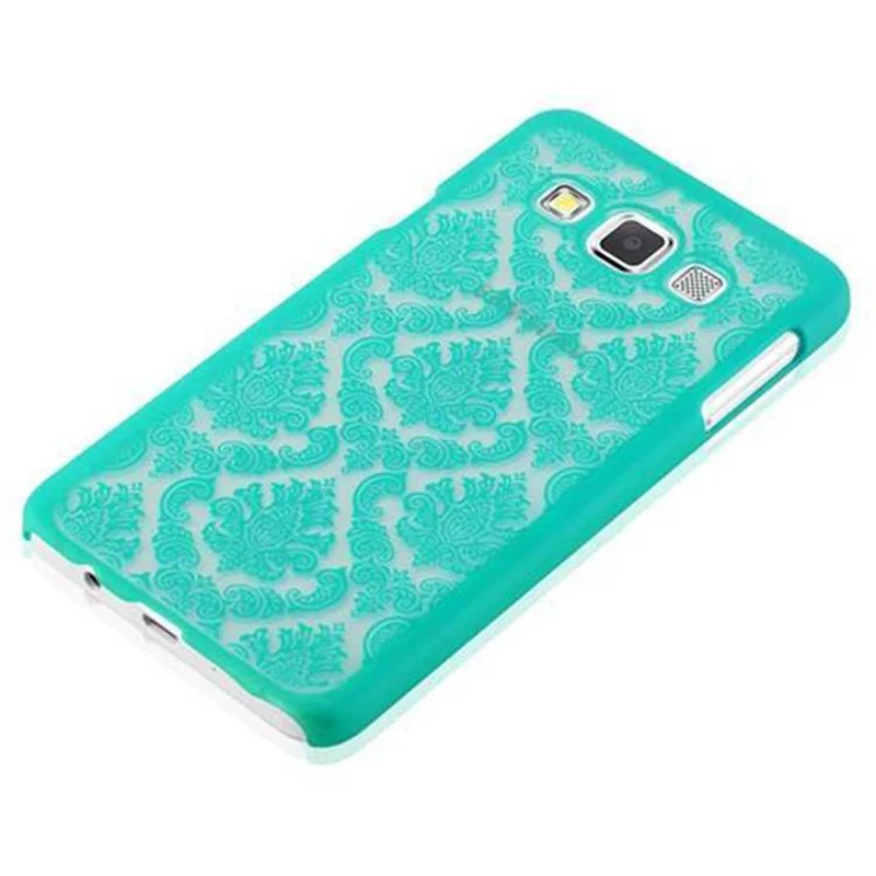 Cadorabo Hülle kompatibel mit Samsung Galaxy A3 2015 Hard Case Schutzhülle in Blumen Paisley Henna Design gegen Kratzer und Stöße