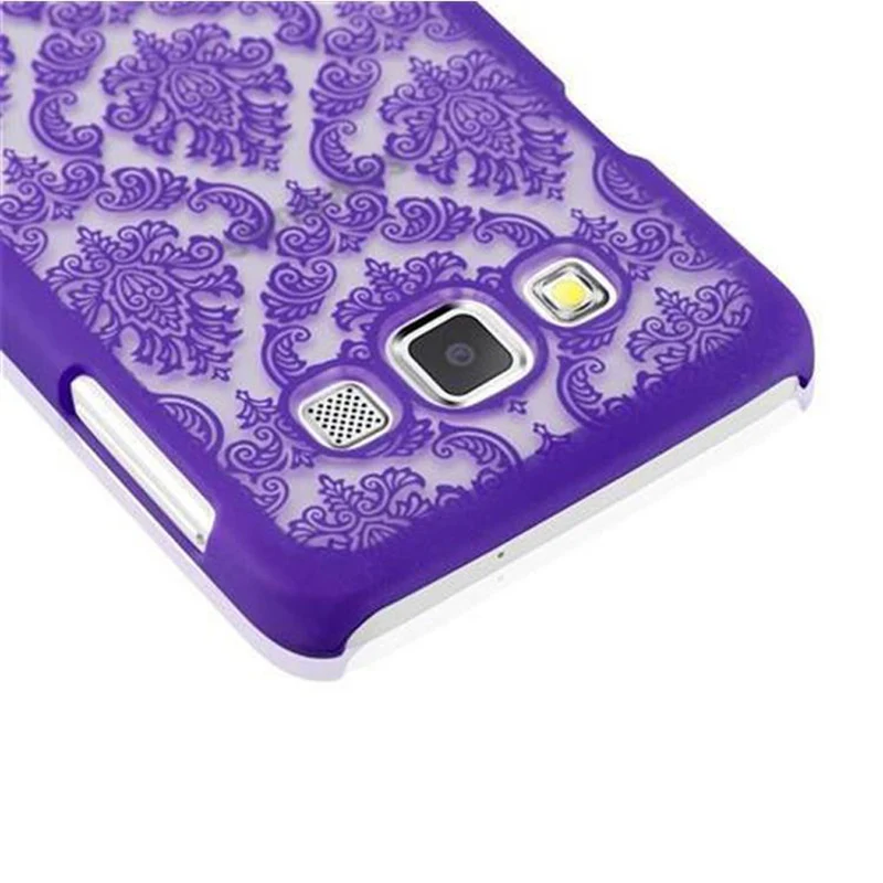 Cadorabo Hülle kompatibel mit Samsung Galaxy A3 2015 Hard Case Schutzhülle in Blumen Paisley Henna Design gegen Kratzer und Stöße