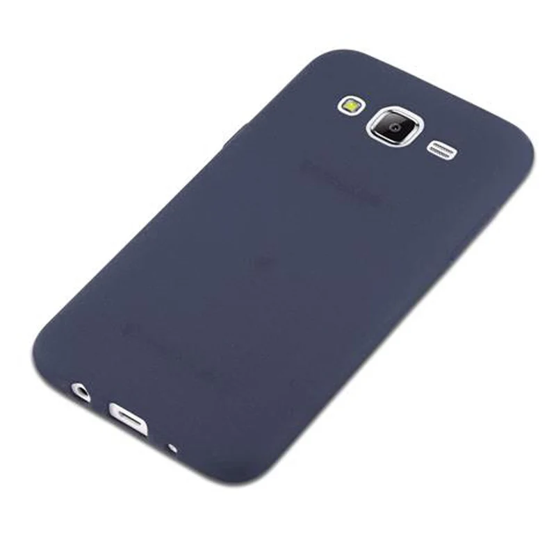 Cadorabo Hülle kompatibel mit Samsung Galaxy J5 2015 Schutzhülle aus flexiblem TPU Silikon