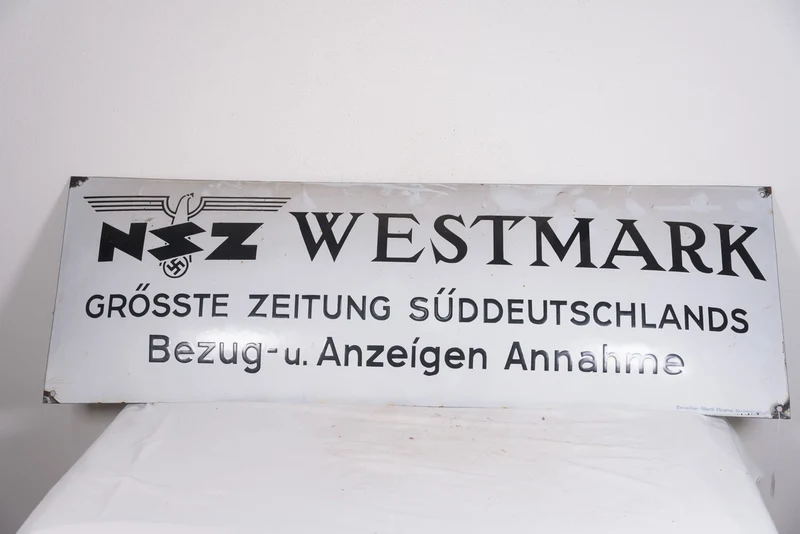 Emailleschild zur Zeitung „NSZ Westmark“