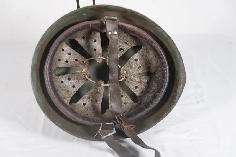 M.33 REI Helm - Spanischer Bürgerkrieg 1936/39