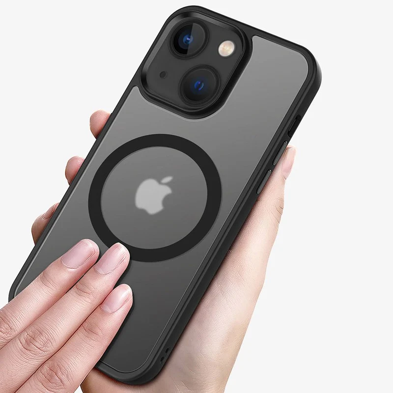 Cadorabo Hülle kompatibel mit Apple iPhone 13 in SCHWARZ kompatibel mit MagSafe - Hybrid Schutzhülle mit TPU Silikon-Rand und stabiler Rückseite