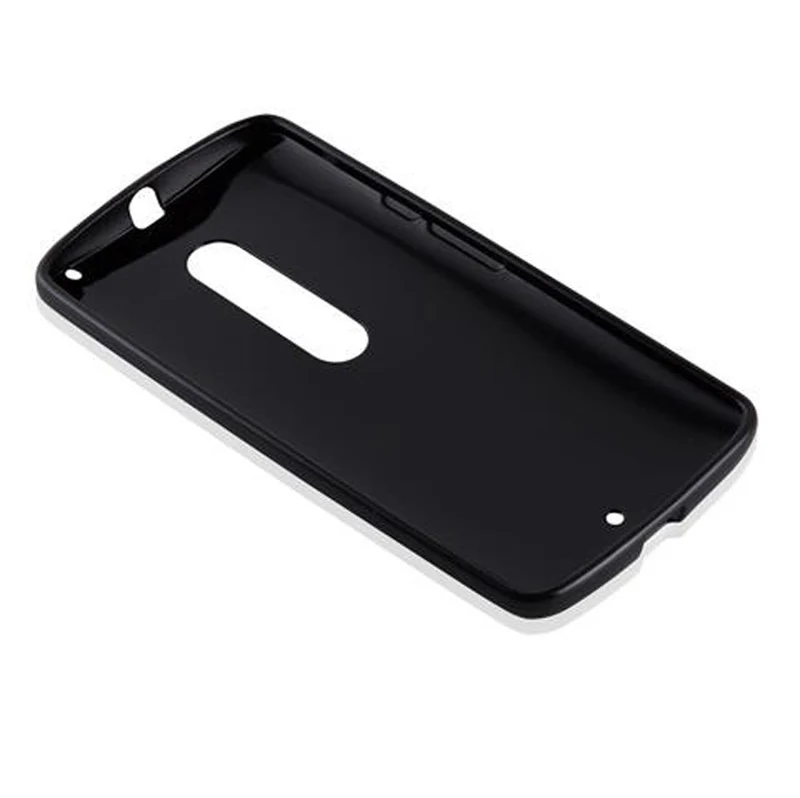 Cadorabo Hülle kompatibel mit Motorola MOTO X PLAY Schutzhülle aus flexiblem TPU Silikon