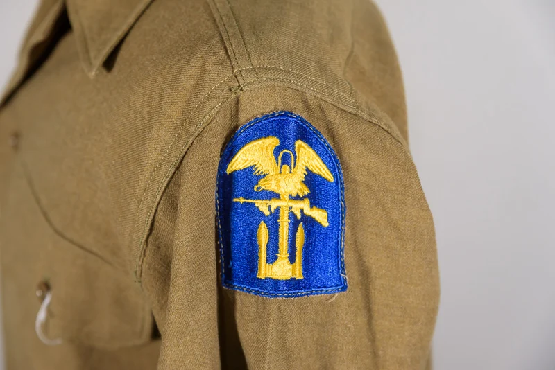 US-Army-Truppenhemd aus dem Zweiten Weltkrieg – „Mutard“-Truppenhemd