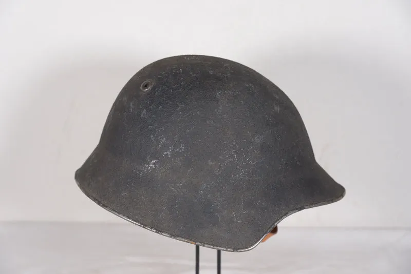 Schweizer Helm M.18/40