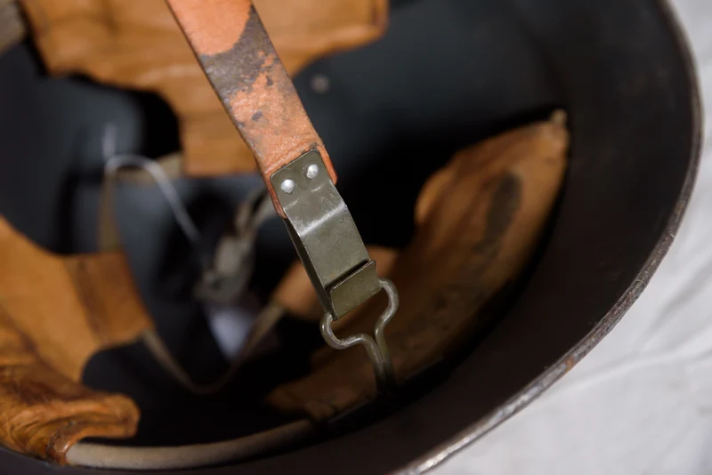 Schweizer Helm M.18/40