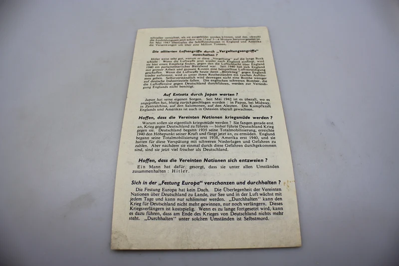Propaganda-Flugblatt der Alliierten im Zweiten Weltkrieg