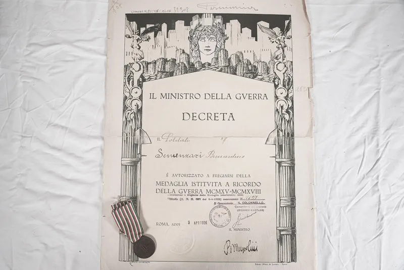 WW1 "Minted from Enemy Bronze" Medaille mit Zertifikat