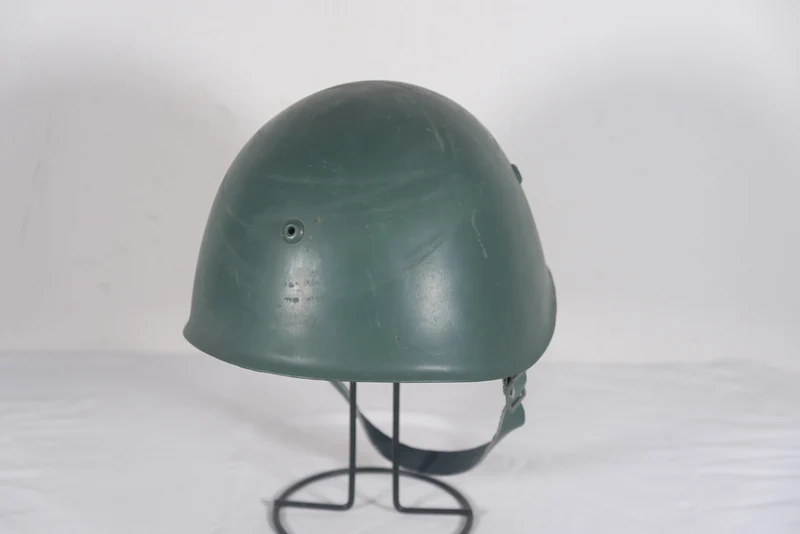 M.33 GdF-Helm mit M.48-Abzeichen