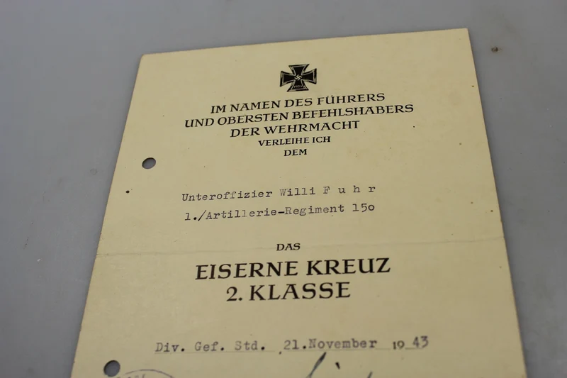 Paar EK-Urkunden erster und zweiter Klasse