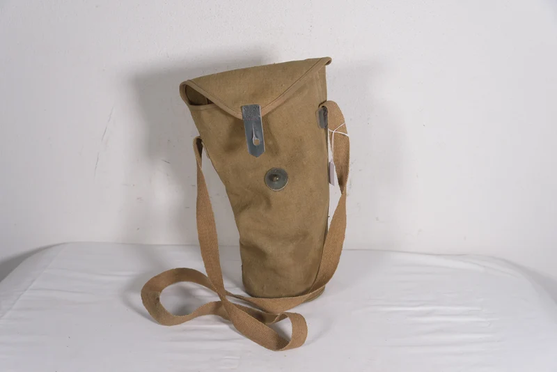 PC.35 Gasmaske Größe III - REI WW 2