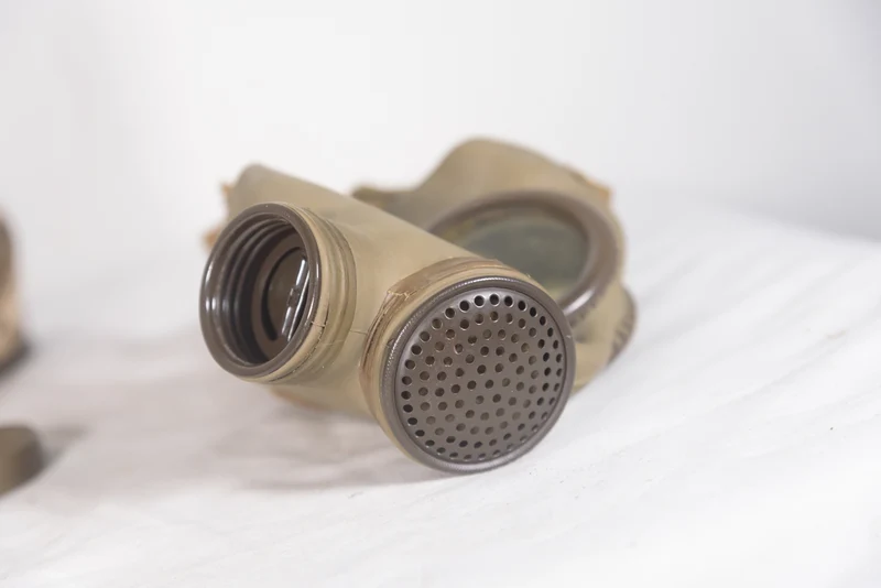 T.33 SCM Gasmaske Größe II REI